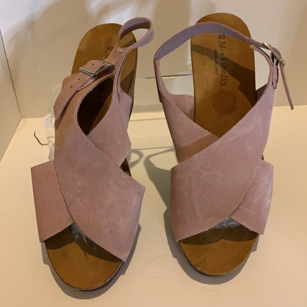 Used in excellent condition, Italian sandals .